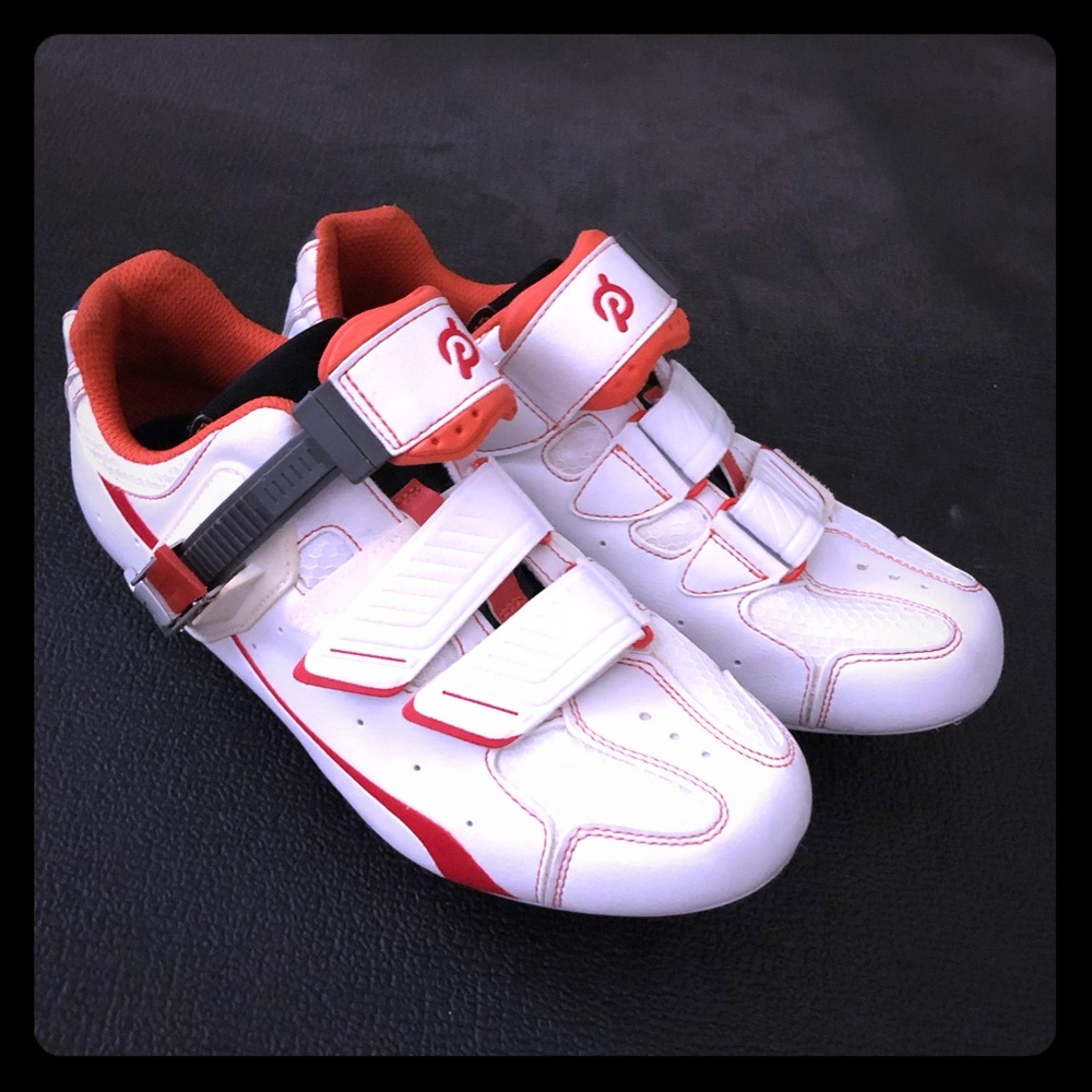 Women’s peloton shoes